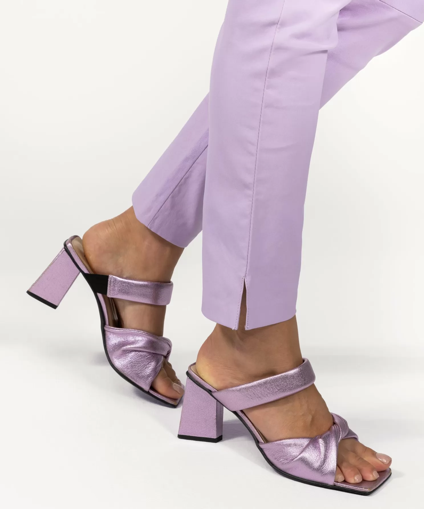 Ibana Amber Metallic Soft Lilac New