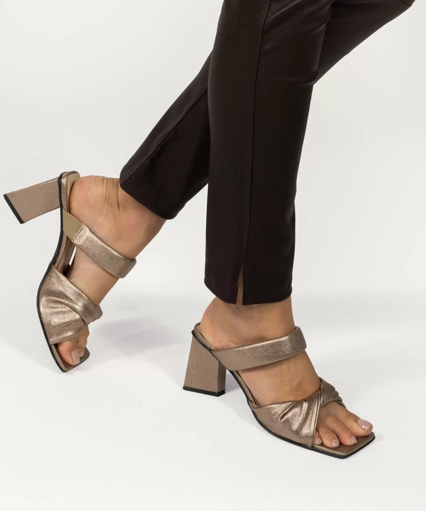 Ibana Amber Metallic Soft Taupe Fashion