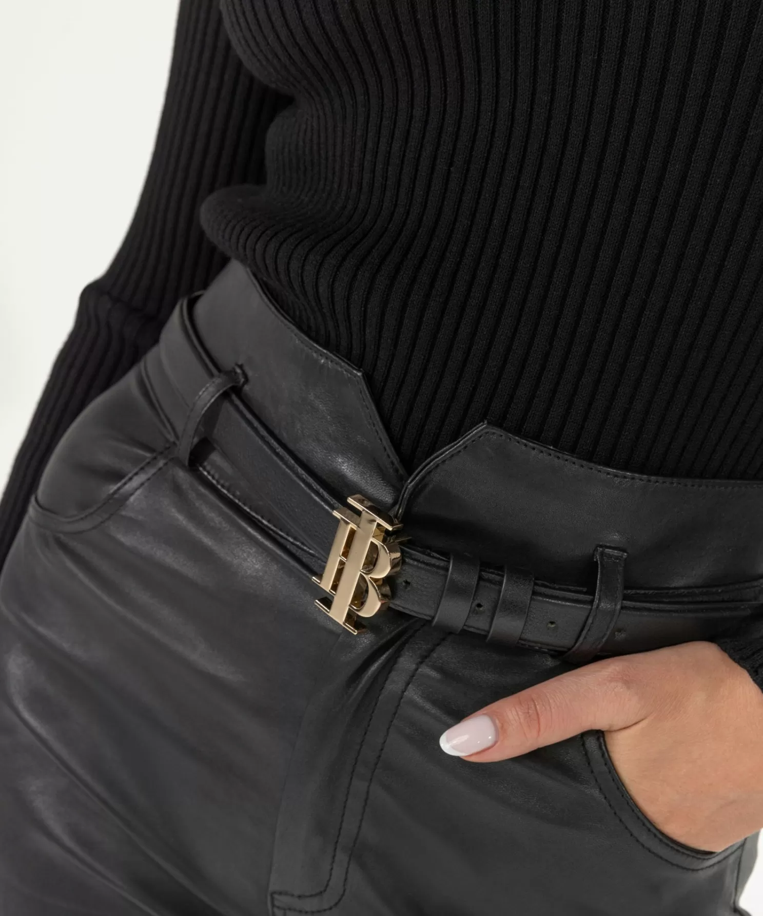 Ibana Icon Belt Black Hot